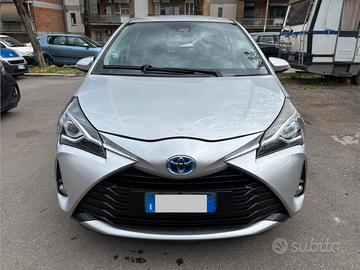 Toyota Yaris 1.5 Hybrid 5 porte Active