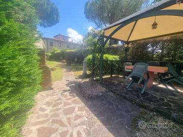 Rustico / Casale di 85 m² con 3 locali a Montesper