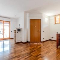 Appartamento ristrutturato con seminterrato