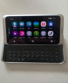 Nokia E7 Comunicator 