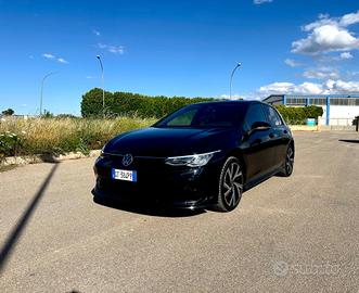 Volkswagen Golf 2.0 TDI 150 CV SCR R-Line