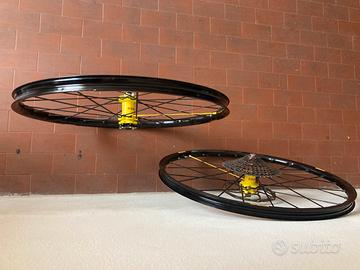 Cerchioni mtb 27.5” Mavic deemax pro  race.