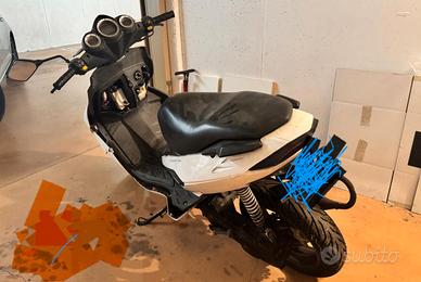 Scooter Phanton F 12 - 50