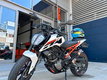 Ktm duke 125