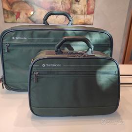 Set viaggio SAMSONITE: Trolley+Beauty verde scuro