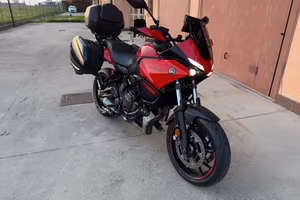 Yamaha tracr7 gt