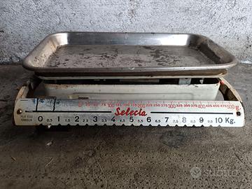 Vecchia bilancia da cucina Selecta