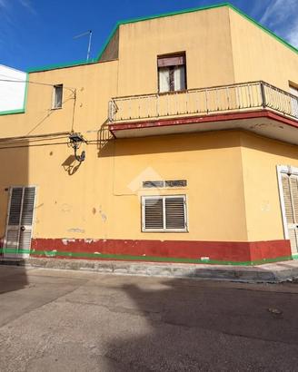 CASA SEMINDIPENDENTE A SAN PIETRO VERNOTICO