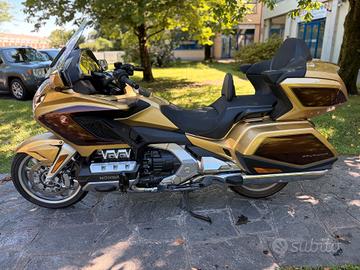 Honda GL 1800 Gold Wing TOUR DCT AIRBAG 50 TH ANNI