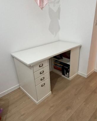 Scrivania componibile Ikea con cassettiera