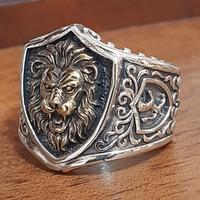 anello cartiglio argento massiccio 925  leone uomo