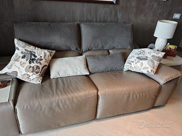 Divano con poltrone indipendenti movimento relax