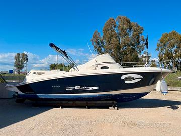 Manò Marine 25.09 con mercury 6.2 MPI bravo 3