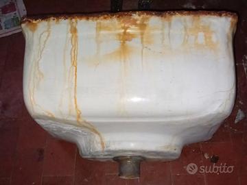 cassetta wc in ghisa