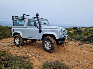 LAND ROVER Defender - 2008