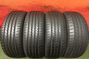 235 45 19 Gomme Estive 95% RFT GoodYear 235 45 19