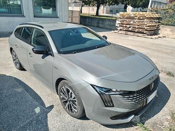 Peugeot 508sw phev 225cv