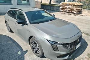 Peugeot 508sw phev 225cv