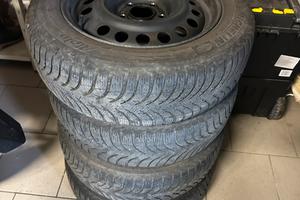 Gomme + cerchi + borchie Opel  185/60r15 88H