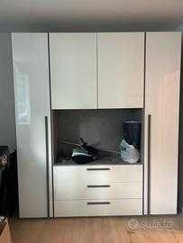 Armadio Mondo Convenienza con incasso tv