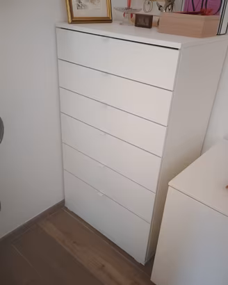 Cassettiera bianca alta Ikea