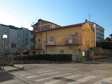 Via Ancona fabbricato indipendente mq. 170 netti