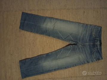 jeans azzurri Versace 