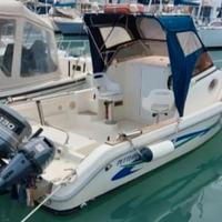 Barca cabinata Petteruti Aloha 21 con Yamaha 130 C