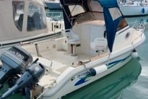 Barca cabinata Petteruti Aloha 21 con Yamaha 130 C