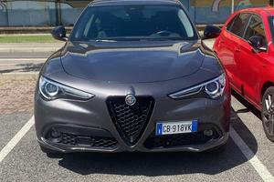 Alfa Romeo Stelvio Q4 restiling