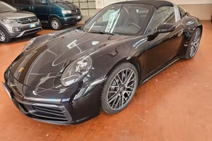 PORSCHE 992 TARGA IVA ESPOSTA