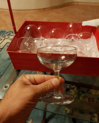calici da cocktail o aperitivo 