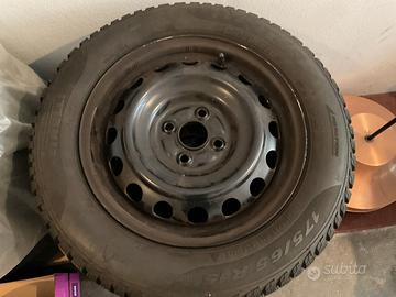 pneumatici invernali yaris