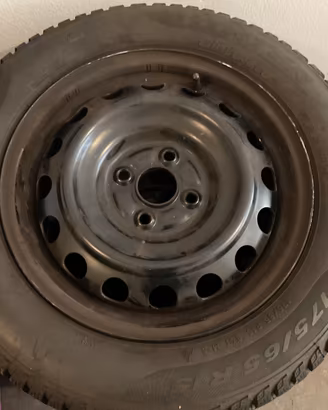 pneumatici invernali yaris