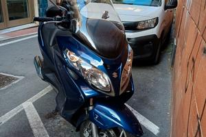 Burgman 400 (k7)