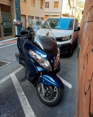 Burgman 400 (k7)