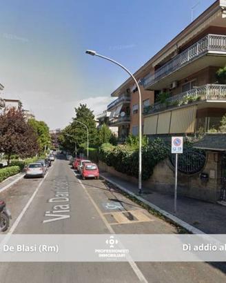 Box / Garage di 69 m² a Roma