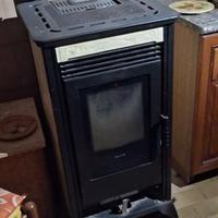 Stufa a pellet ravelli