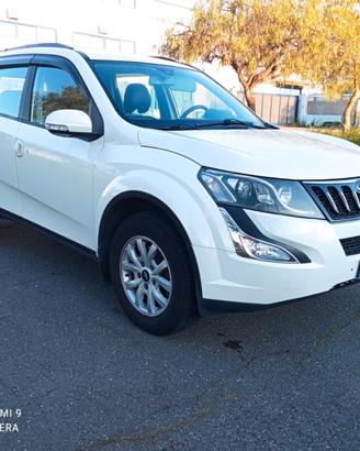 Mahindra XUV500 2.2 CDi 140cv (Motore Mercedes) FW