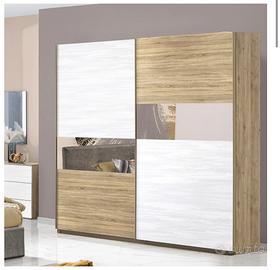 Armadio nuovo (mai utilizzato , inscatolato