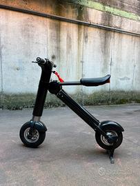 Scooter elettrico 30kmh