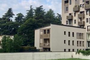 Camera Arredata con Balcone Milano - Via Gallarate