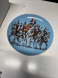 Piatto carabiniere a cavallo in ceramica