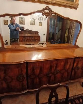 Credenza in stile Chippendale con specchiera