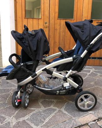 Passeggino gemellare.
