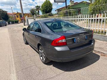 Volvo S80 2.4 D5 185 CV Kinetic