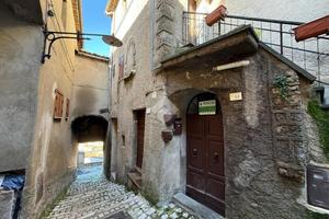2 LOCALI A TREVI NEL LAZIO