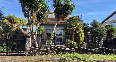 VILLA SINGOLA A TARQUINIA