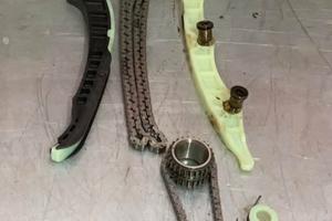 Kit Catena Distribuzione Mahindra Kuv100 Nuova