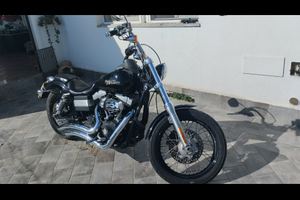 Harley Davidson dyna street bob fxdb